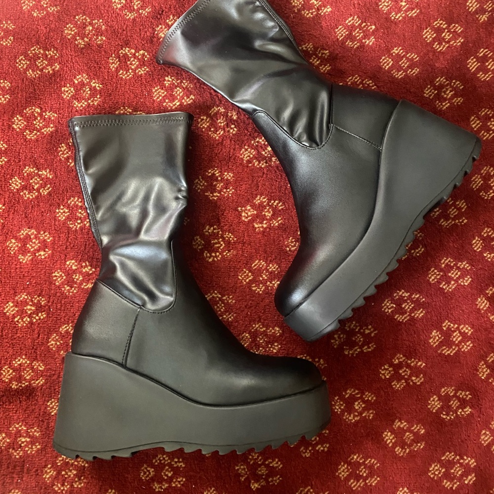 Women’s Platform Boots